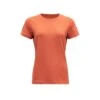 Devold W Eika Merino 150 Tee -Polo Trends Verkaufsgeschäft devold w eika merino 150 tee 23a ded 180 291 b coral 1 1280x1280